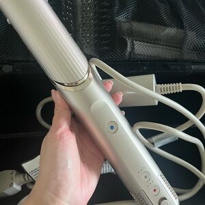 Shark FlexStyle styling system